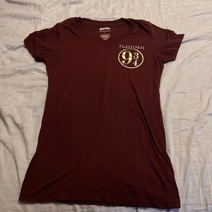 Harry Potter platform 9 3/4 shirt